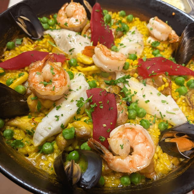 Paella Marinera.